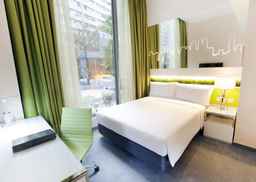 Dorsett Tsuen Wan, Hong Kong , SGD 209
