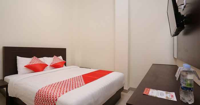 Bilik Tidur OYO Collection O 1626 Alena Residence