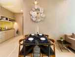 COMMON_SPACE Shaftsbury Apartment by DreamScape