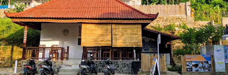 Lobby Mesari Hut Lembongan