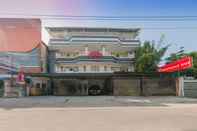 ภายนอกอาคาร OYO 1935 Hotel Diamond Inn Makassar