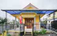 Bangunan 4 OYO 1967 Canaya Homestay