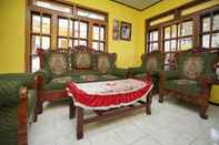 Common Space OYO 1967 Canaya Homestay