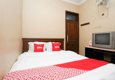 Bedroom OYO 2092 Menara Sakti Sejahtera Syariah Hotel