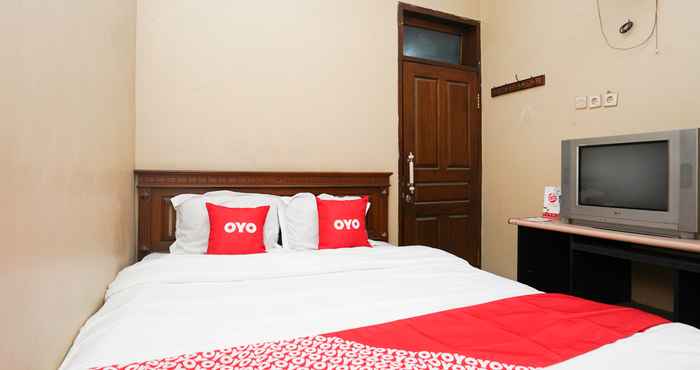 Bedroom OYO 2092 Menara Sakti Sejahtera Syariah Hotel