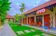 ภายนอกอาคาร 5 OYO 1871 Surfers Inn Lombok