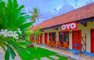 ภายนอกอาคาร 3 OYO 1871 Surfers Inn Lombok