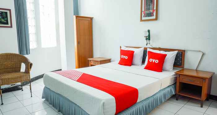 Kamar Tidur OYO 2012 Nusa Indah Near RS Muhammadiyah