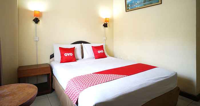 Kamar Tidur OYO 2015 Bandara Hotel Balikpapan