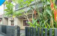 Bangunan 4 Spot On 2080 Rumah Kita Residence