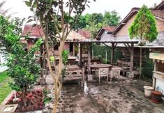 Bangunan 5 The Cabin Bungalow 