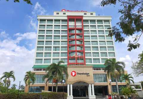 Bên ngoài Travelodge Ipoh