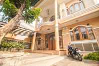 ภายนอกอาคาร Maharani Guesthouse Tebet Syariah