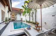 Hồ bơi 2 Bens Villa Kenanga