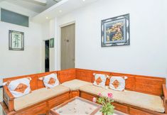 Lobby 3 Central City Family Residence