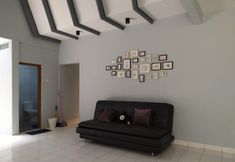 ロビー 5 SPOT ON 2040 House of Peach Syariah Near RSUP Hasan Sadikin