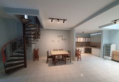 ロビー 4 SPOT ON 2040 House of Peach Syariah Near RSUP Hasan Sadikin