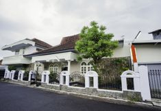 Exterior 2 OYO 2004 Penginapan Bidara Syariah
