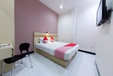 卧室 OYO 2087 Jaya Homestay Makassar