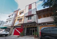 外部的 4 OYO 2087 Jaya Homestay Makassar