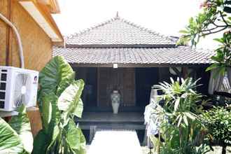 Bangunan 4 OYO 90047 Villa Rere & Resto