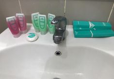 In-room Bathroom 5 2 BR at Apartemen Altiz Bintaro Plaza Residence by PnP Rooms