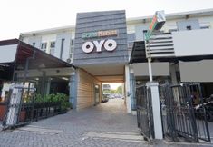 Bên ngoài 4 Super OYO 2075 Graha Marina