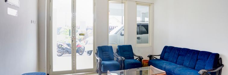 로비 Tambakbening Residence