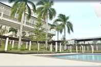 Kolam Renang Whitewoods Convention and Leisure Hotel