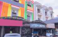 Luar Bangunan 3 SUPER OYO 2134 Seunia Hotel