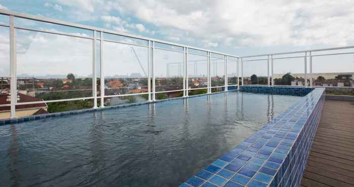 Swimming Pool Sun Residence