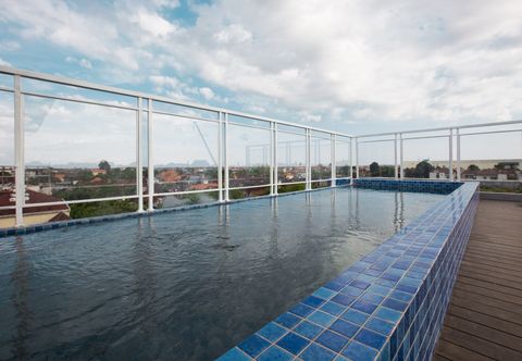 Swimming Pool Sun Residence