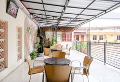 Common Space 5 Hotel Istana Family