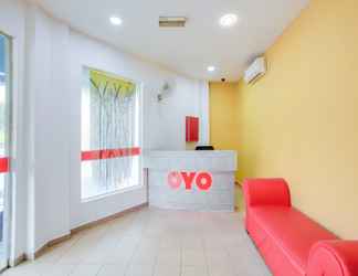 Lobi 2 OYO 89590 Hotel Foong Inn