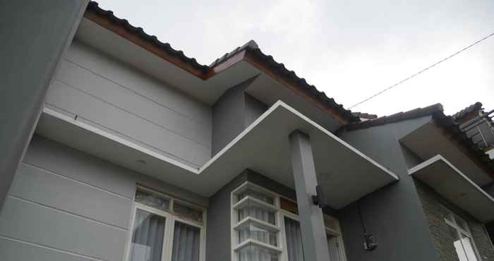 Exterior Villa Puncak Garuda E16 - Prathivi