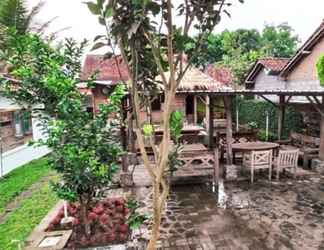 Lobby 2 Villa Bima by The Cabin Bungalow 