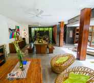 Others 3 Villa Sore