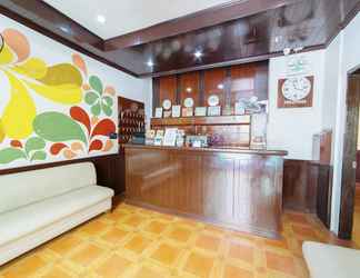 Lobby 2 RedDoorz near Walking Street Angeles City