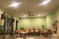 Lobby Sunny Guest House Lembang