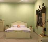 Bedroom 5 Sunny Guest House Lembang