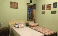 Kamar Tidur 7 Sunny Guest House Lembang