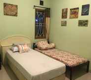 Bedroom 7 Sunny Guest House Lembang