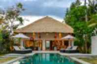 Kolam Renang Villa Emerald