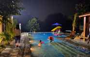 Swimming Pool 2 Villa Pondok Bu Embay & Private Pool