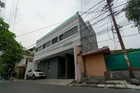 Exterior OYO 1953 Residence Stasiun Tebet Syariah Near RS Hermina Jatinegara