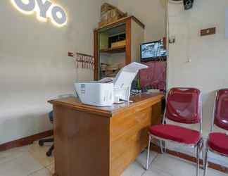 Lobi 2 OYO 2177 Trikora Indah Residence Palembang