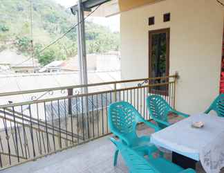 Bên ngoài 2 Homestay BMW