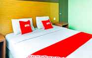 Bedroom 5 SUPER OYO 89408 Royal Hotel