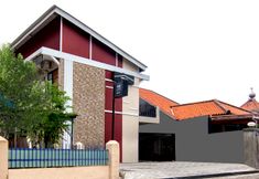 Exterior 3 Orshid House