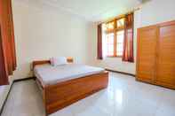 Phòng ngủ Rumah Haryatno